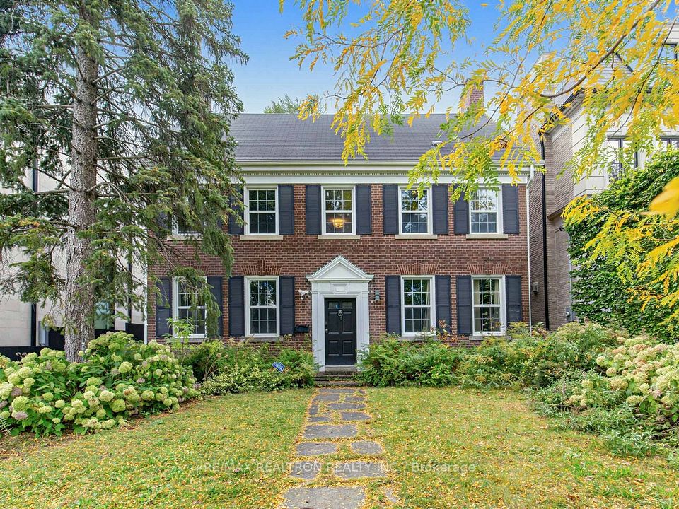 224 Forest Hill Road, Toronto, ON M5P 2N5