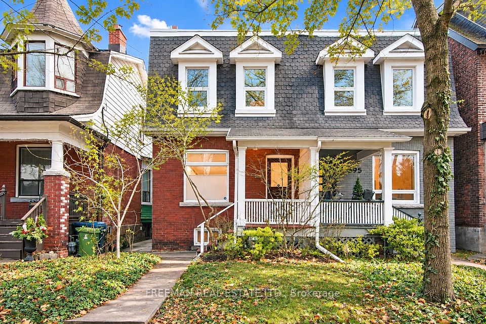 597 Palmerston Avenue, Toronto, ON M6G 2P8