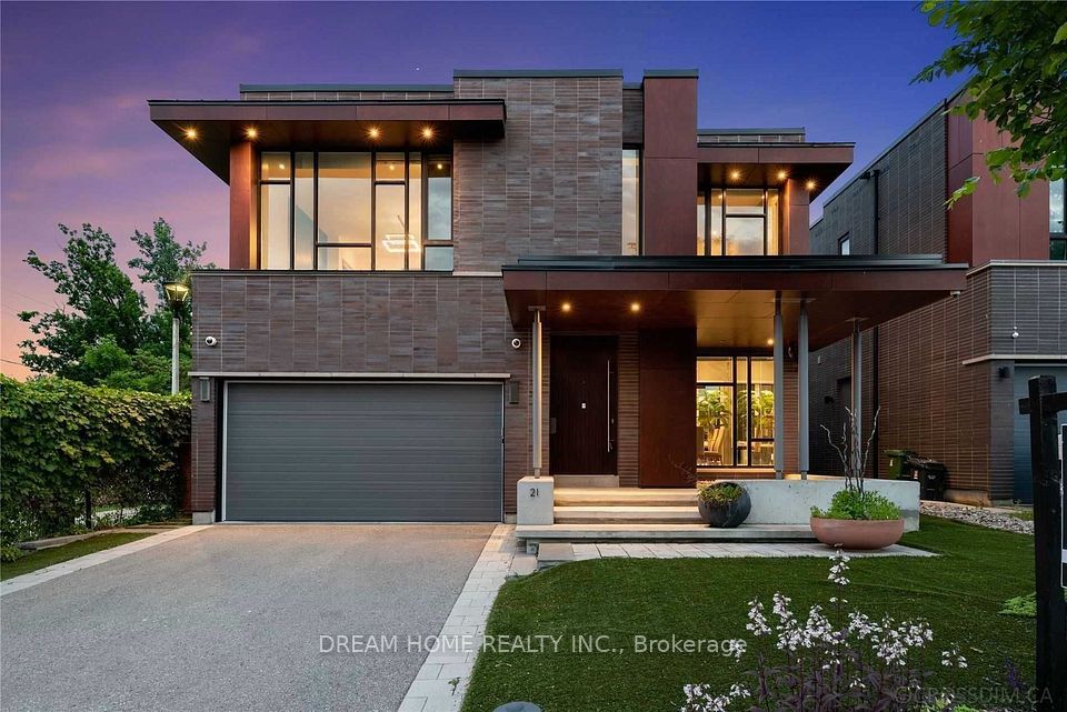21 Valliere Place, Toronto, ON M2K 0C9