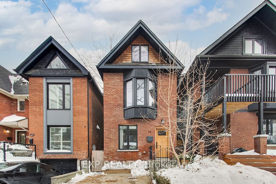 64 West Avenue, Toronto, ON M4M 2L8