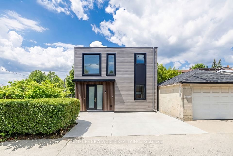 679 Gladstone Avenue Laneway, Toronto, ON M6H 3J5